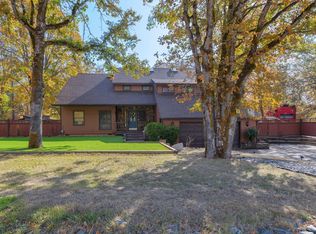 255 Barker Dr, Merlin, OR 97532