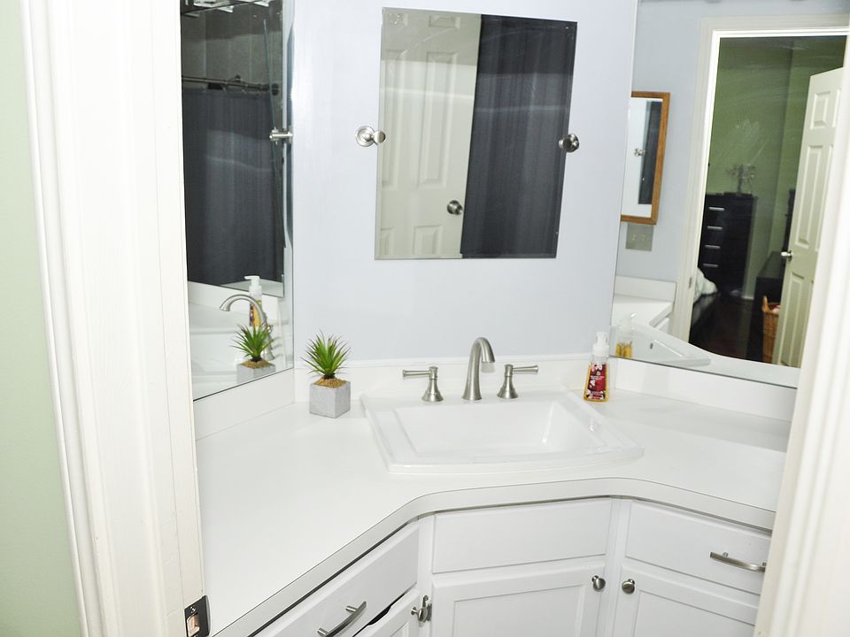 1st image of 4439 Fair Stone Dr APT 202