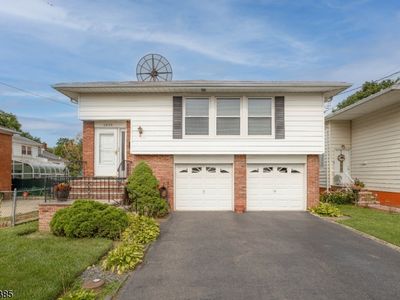 1010 Schleifer Rd, Hillside, NJ, 07205
