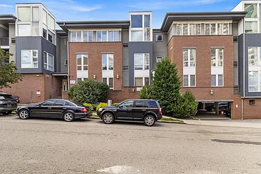 255 Laird Avenue, #2