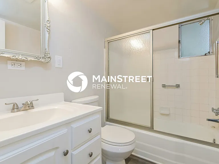 Main Bathroom