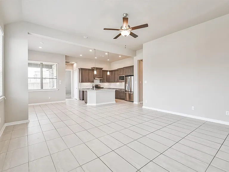 27025 Sofia Forest Dr — Photo 23