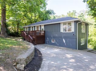 5324 NE 47th St, Kansas City, MO 64117