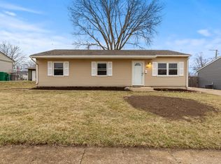 404 Healy Ave, Romeoville, IL 60446