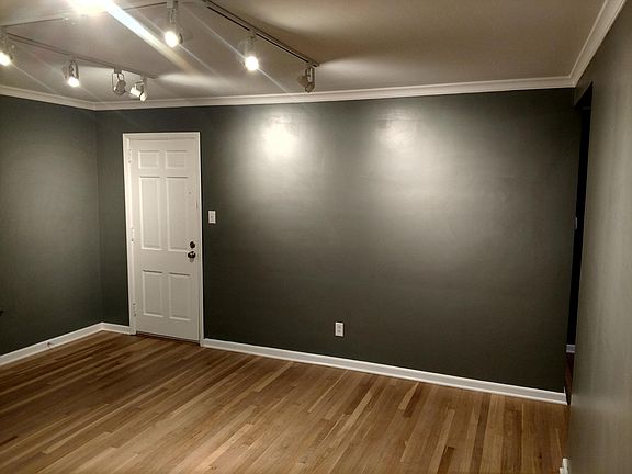 Living room entrance wall