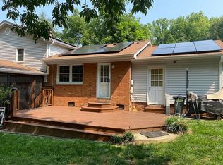 4207 Green Point Dr, Greensboro, NC 27407