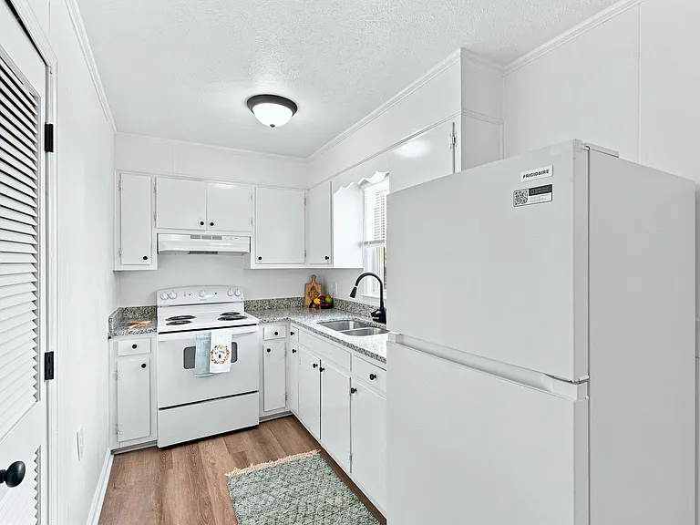 2689 Old Richmond Rd — Photo 8