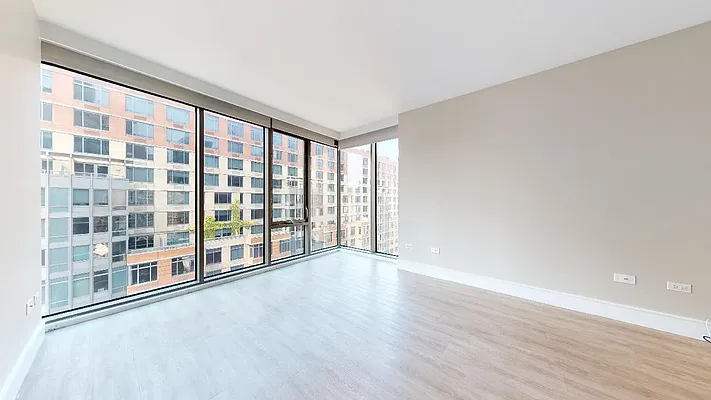 Rented by Bond New York | media 52