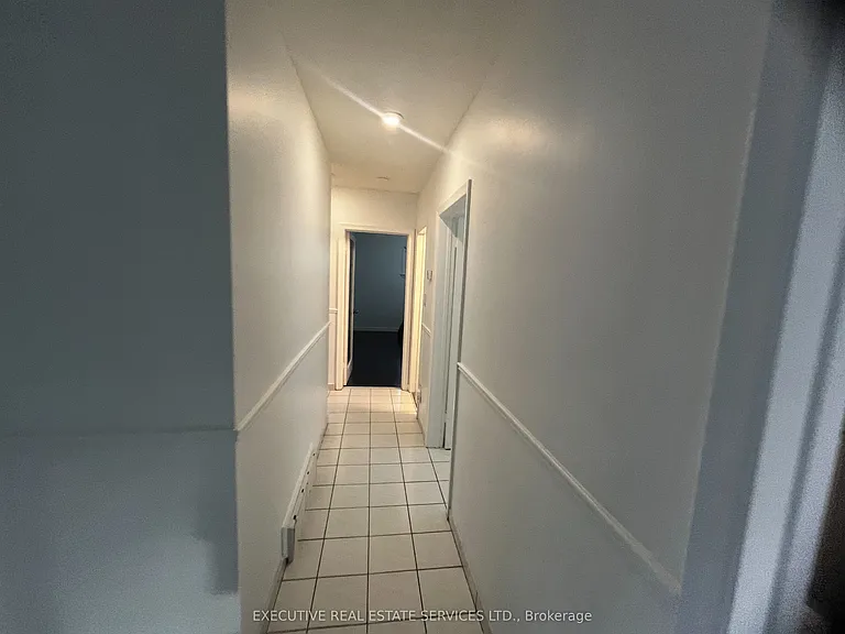 41 Ludgate Dr — Photo 8