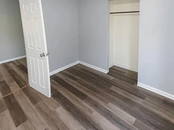 70 McKinley Ave APT B15, Bridgeport, CT 06606