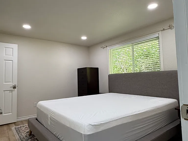 13418 NE 136th Pl — Photo 12