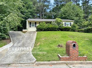 844 Amber Pl NW, Atlanta, GA 30331