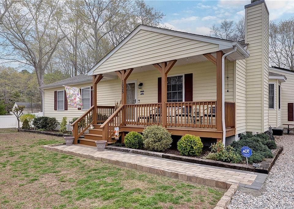 1st image of 1025 Riverside Dr
