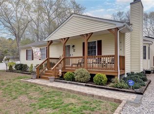 1025 Riverside Dr, Lanexa, VA 23089