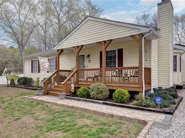 1025 Riverside Dr, Lanexa, VA 23089