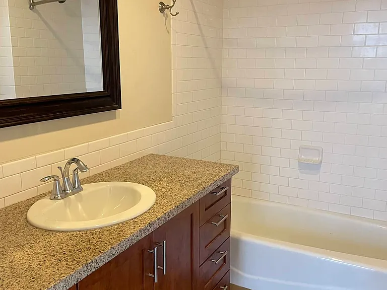 The Metropolitan Lofts — Photo 15