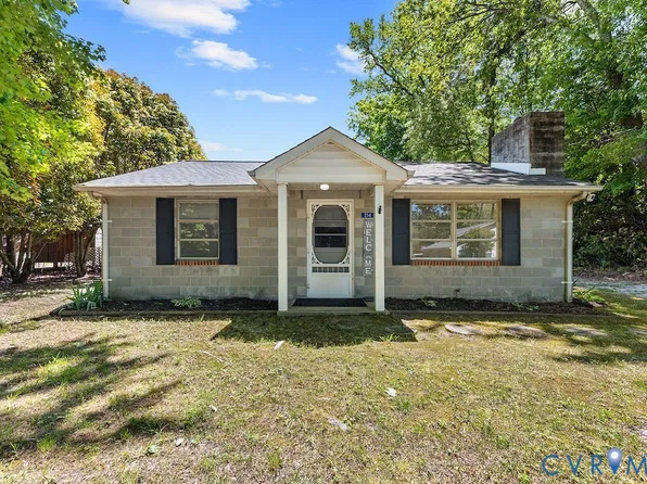 214 Davis Dr, Reedville, VA 22539