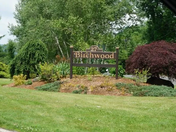 27 Crows Nest Ln Unit 8K, Danbury, CT 06810