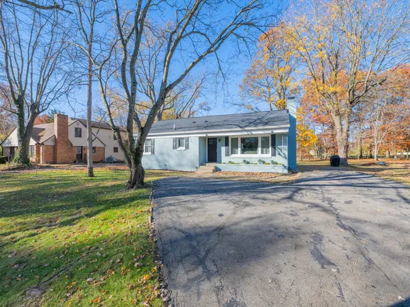 5724 Sharon Rd, Indianapolis, IN 46228