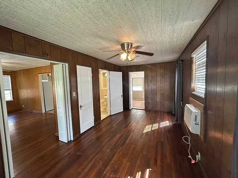 1030 Cole Ave — Photo 15