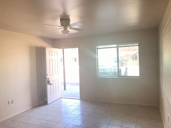 5th image of 594 Lomaland Dr #13