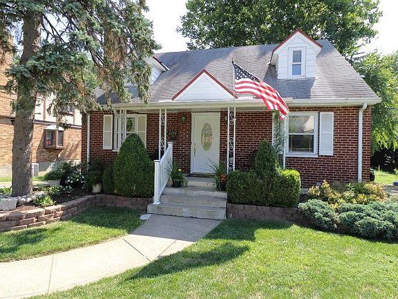 2nd image of 3316 McLelland Ave