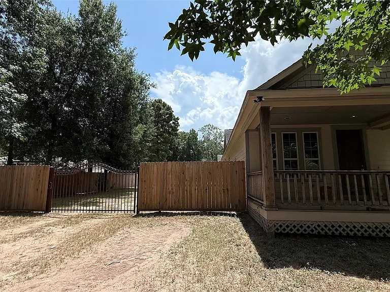 14908 Hannah Way — Photo 5