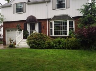 4948 Edsal Dr, Lyndhurst, OH
