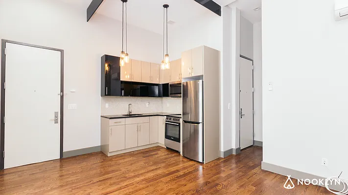 Rented by Nooklyn NYC LLC | media 73