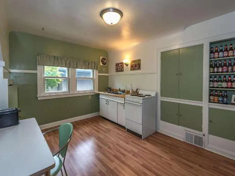 3020 N Bartlett Ave — Photo 4