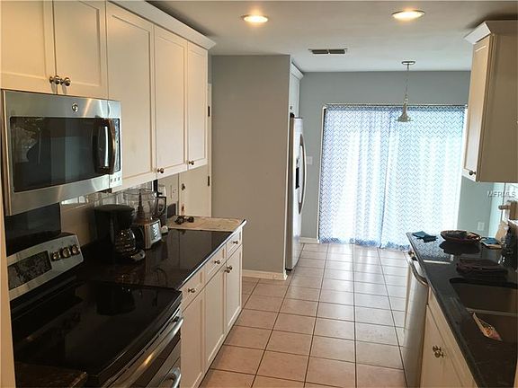 2nd image of 5001 Mirada Dr