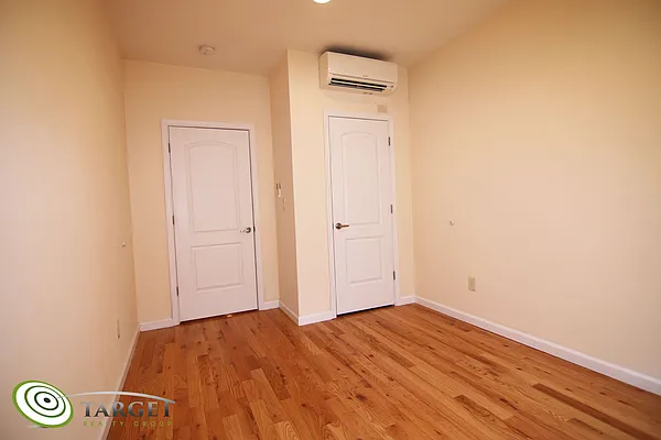 Rented by Target Realty Group | media 21