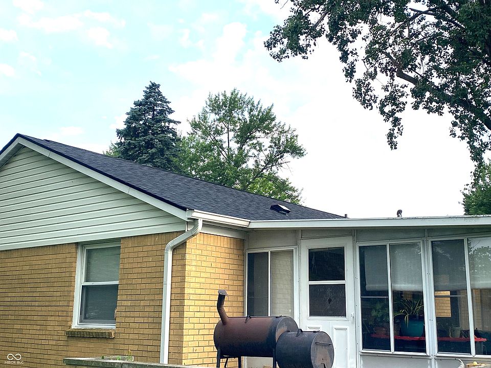2nd image of 1931 Rockford Rd