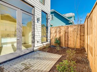2730 N Killingsworth St #106, Portland, OR