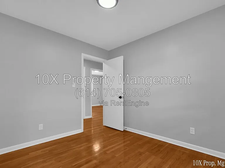 388 Shanahan Rd — Photo 17