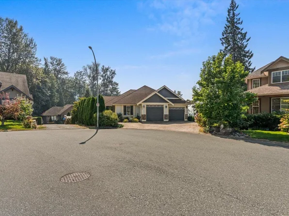 8497 Bradshaw Pl, Chilliwack, BC V4Z 0A7