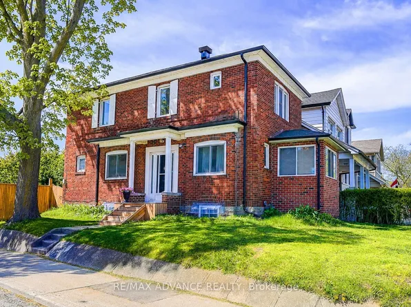 33 Castlefield Ave, Toronto, ON M4R 1G5