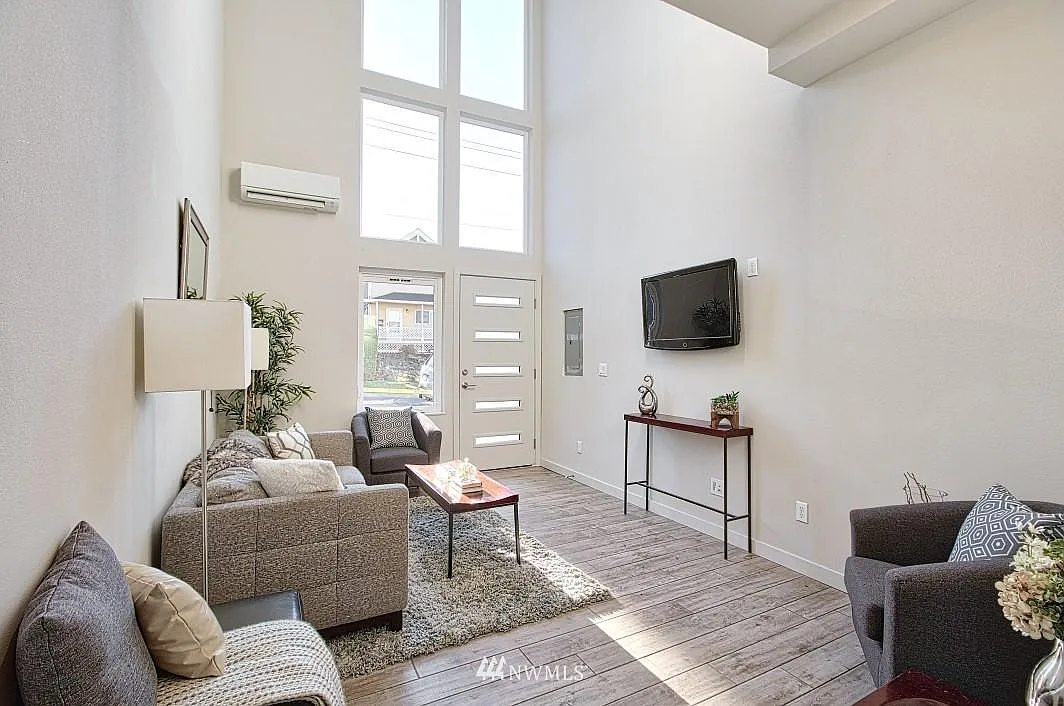2 bed, 1.5 bath, 1400 sqft, $3,200 — Photo 3