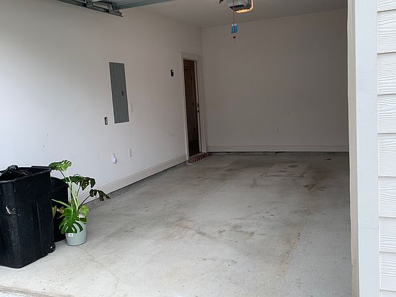 4th image of 805 S Audubon Place Ave
