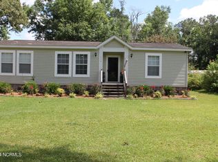 525 Old Wilmington Rd, Whiteville, NC 28472