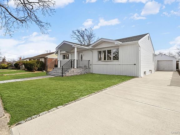 3rd image of 2243 Leighton Road