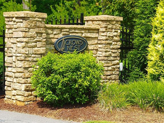 4th image of 380 Crows Nest Dr