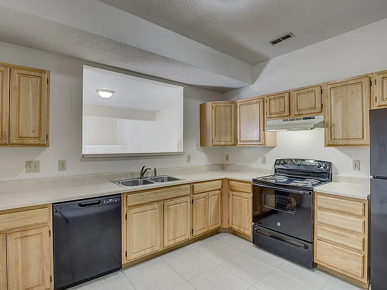 4104 Otter Creek Dr — Photo 13
