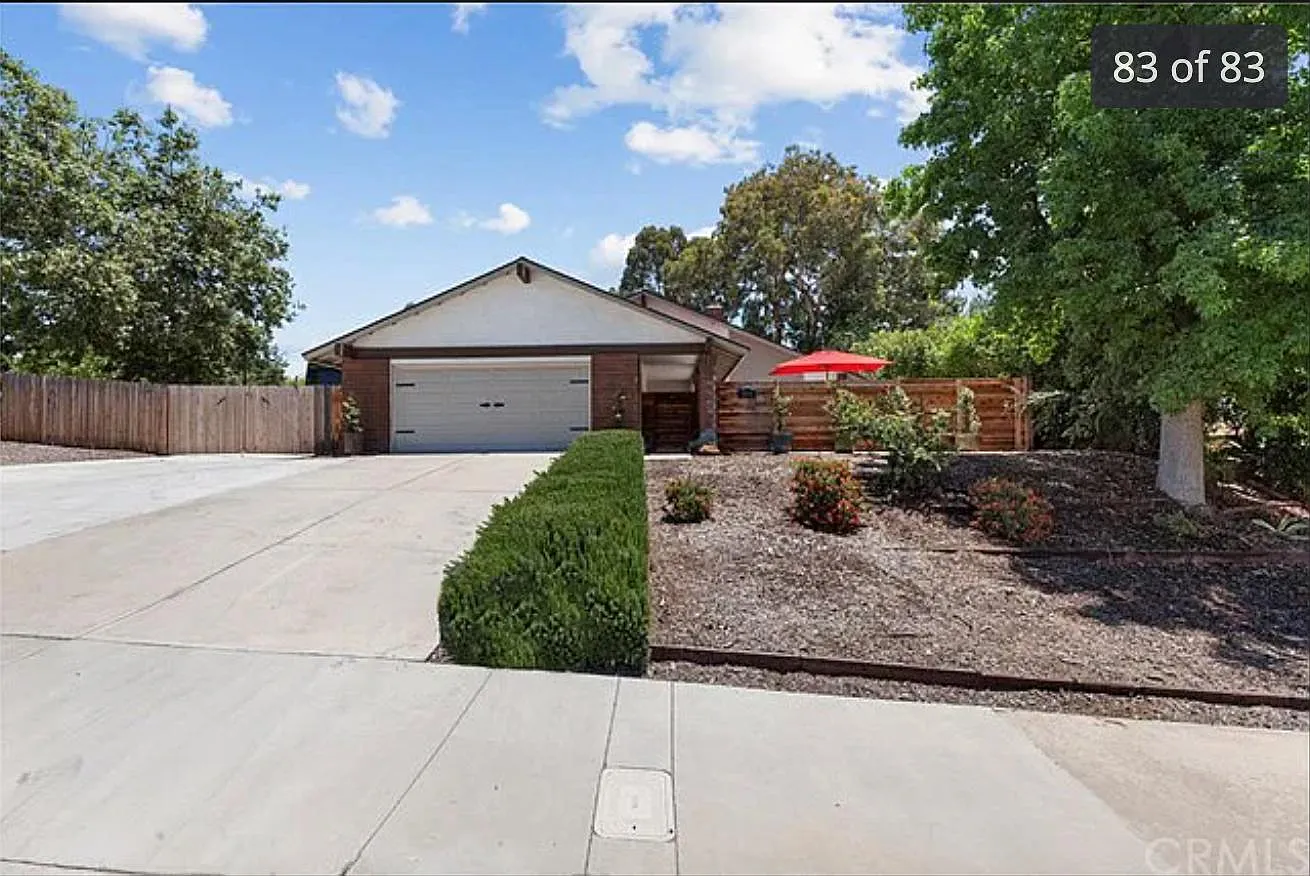 5242 Wainwright Ct — Photo 2