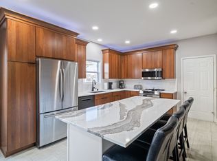 380 NE Cardinal Ln, Waukee, IA 50263