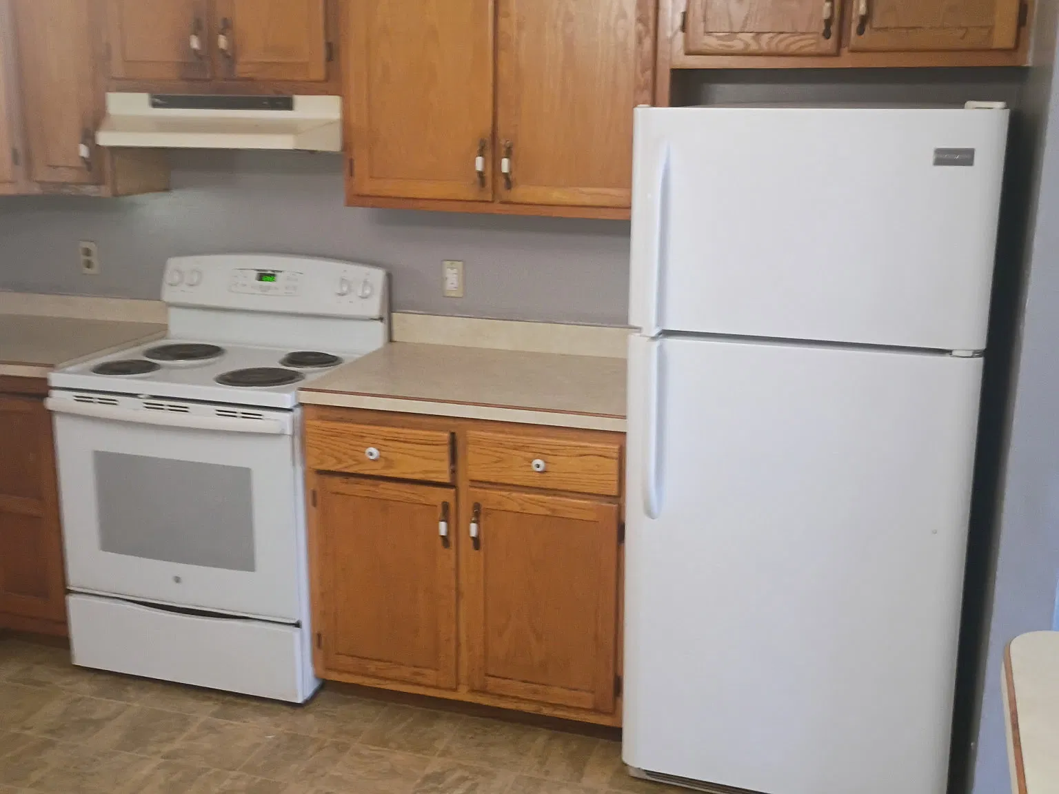 2 bed, 900 sqft, $1,100 — Photo 4