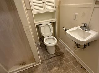 207 S Main St #1, Drain, OR 97435