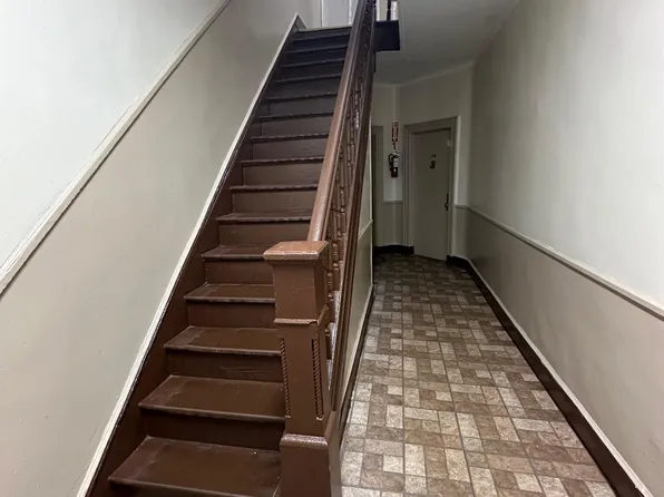 541 49th Street image 15 of 15