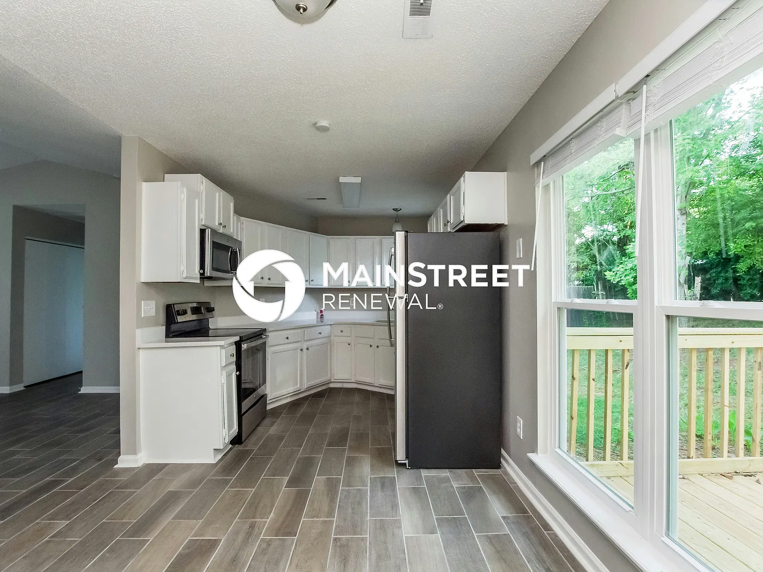 8834 Royal Scot Ln — Photo 4