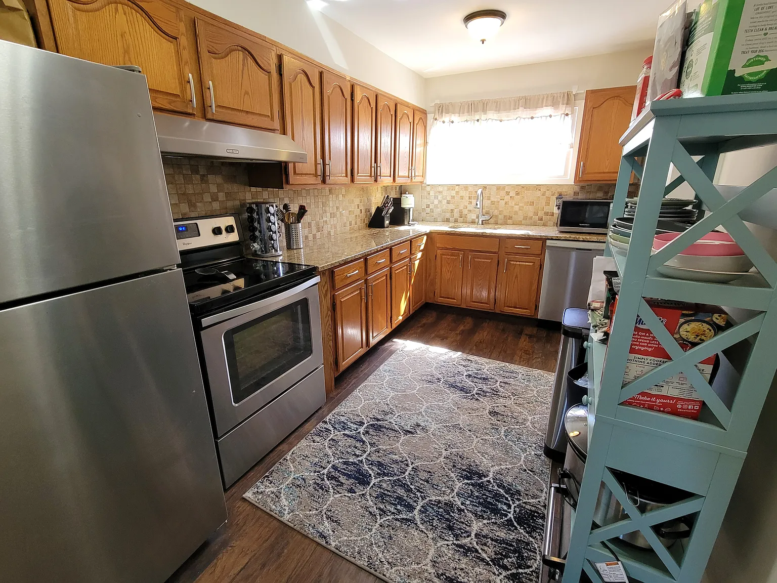 4 bed, 1.0 bath, $3,400 — Photo 4